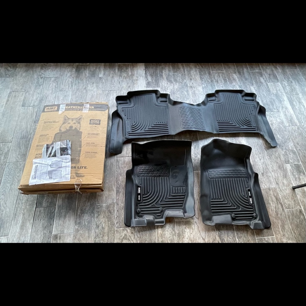 Husky Liners Fits 2013-18 Nissan Altima -Newer Weatherbeater